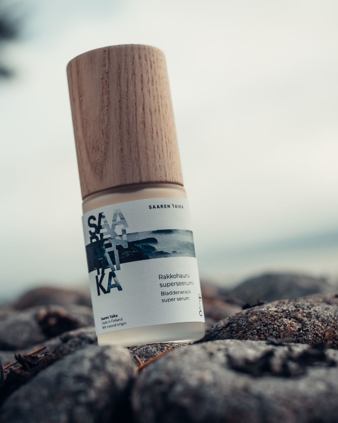 Rakkohauru Superseerumi, kiinteyttävä, tasoittava ja kirkastava seerumi aikuiselle iholle, sopii myös atooppiselle, ruusufinnille, epäpuhtaalle iholle, 30 ml