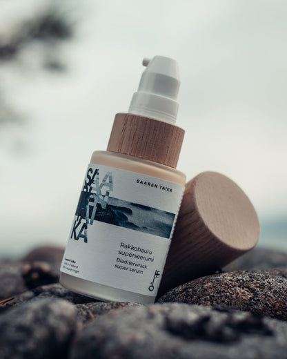 Rakkohauru Superseerumi, kiinteyttävä, tasoittava ja kirkastava seerumi aikuiselle iholle, sopii myös atooppiselle, ruusufinnille, epäpuhtaalle iholle, 30 ml