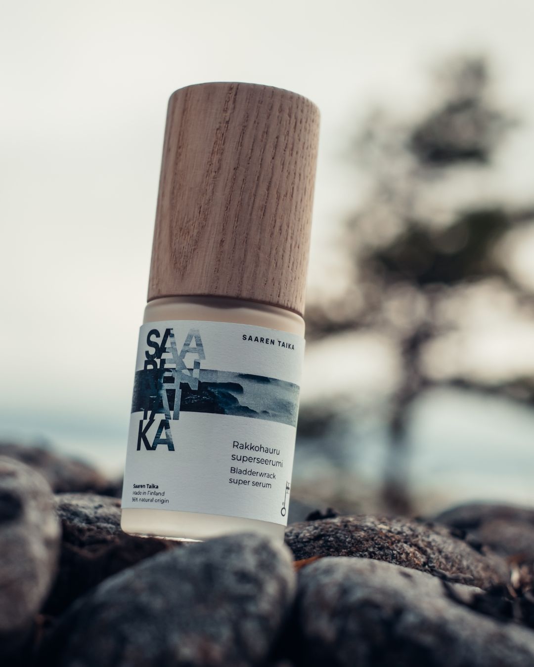 Rakkohauru Superseerumi, kiinteyttävä, tasoittava ja kirkastava seerumi aikuiselle iholle, sopii myös atooppiselle, ruusufinnille, epäpuhtaalle iholle, 30 ml