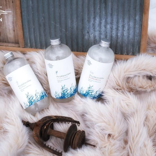 Saaren Taika 500ml Raikas Pyykkietikka - Tekstiilien raikastussuihkeeksi ja pyykinhuuhteluun kehitetty 100% biohajoava pyykkietikka