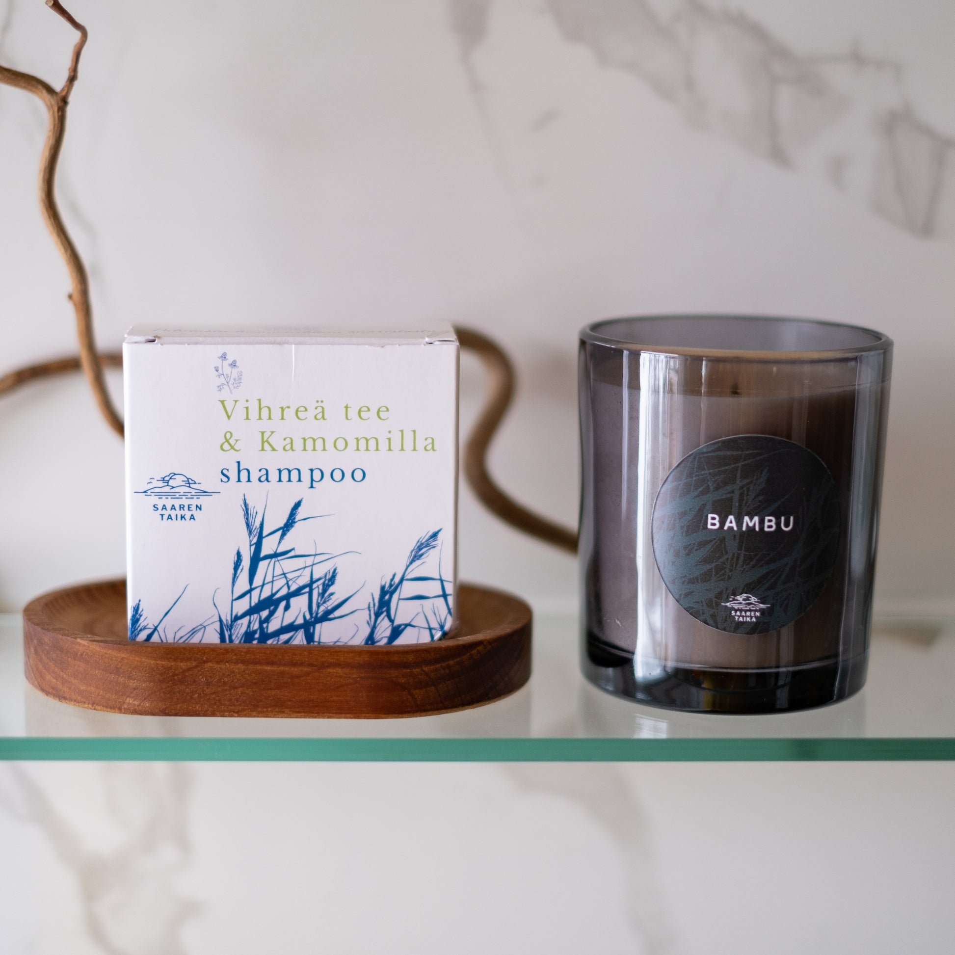 Vihreä Tee & Kamomilla palashampoo 105g | Saaren Taika